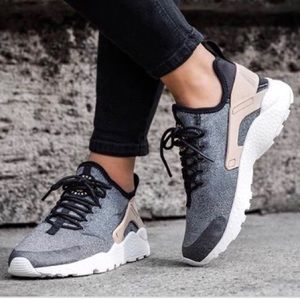 Nike Air Huarache